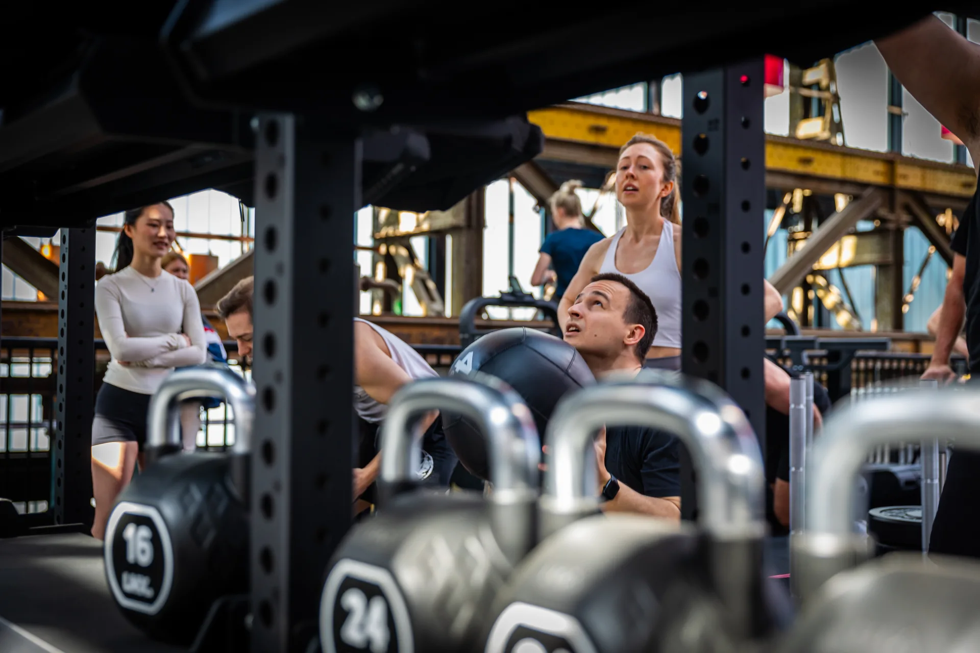 Big Gym opening Amsterdam Werkspoor hal foto