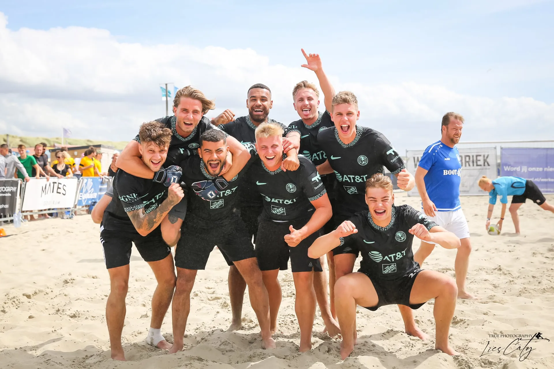 24Ice Beach Soccer Evenement IJmuiden 2022 foto